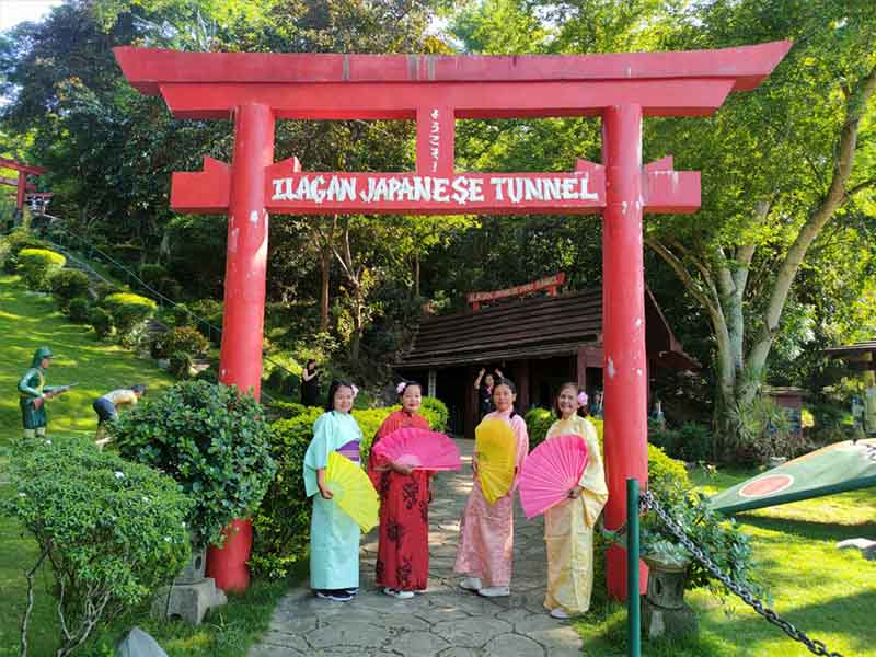 Ilagan Japanese Garden Arc